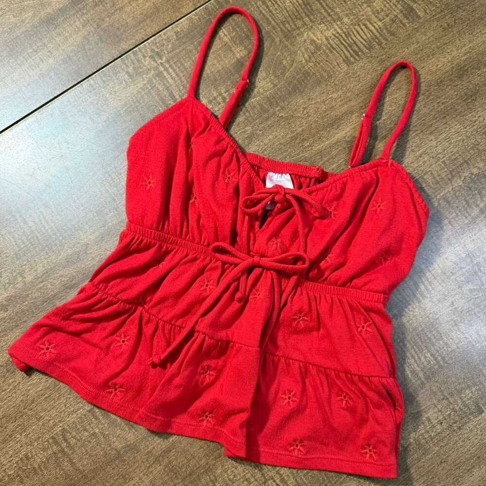 No Boundaries Women's Red top